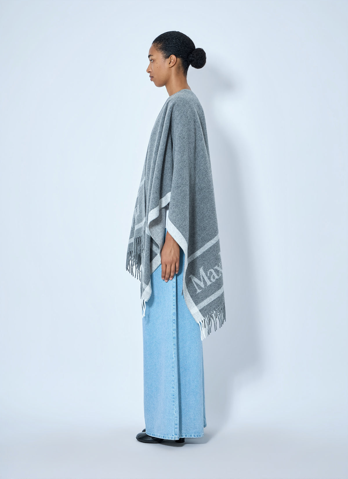 Max Mara Max Mara Women Woven Fringe Poncho