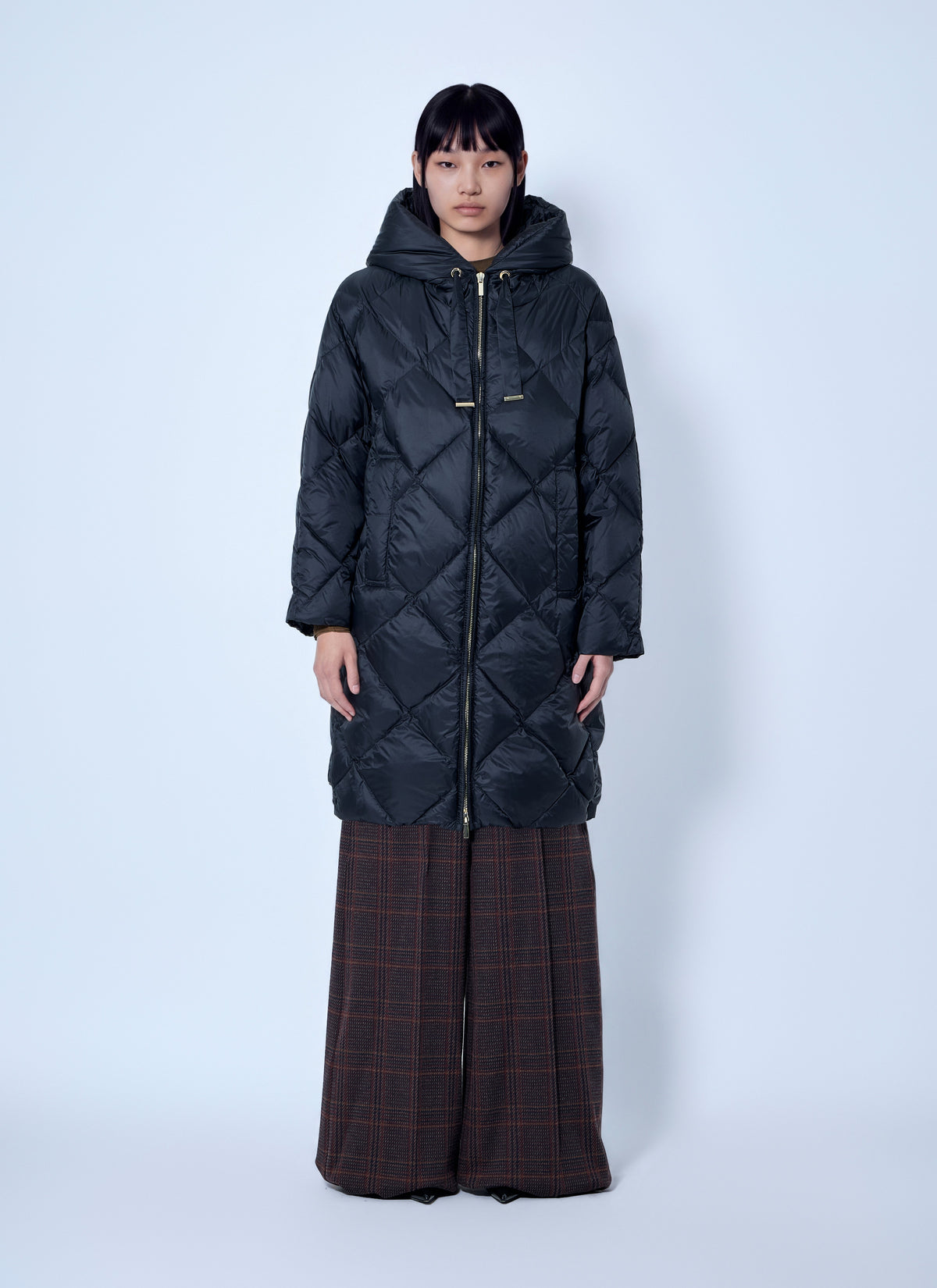 Max Mara The Cube Women Diamond-Quilted Coat