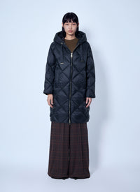 Max Mara The Cube Women Diamond-Quilted Coat