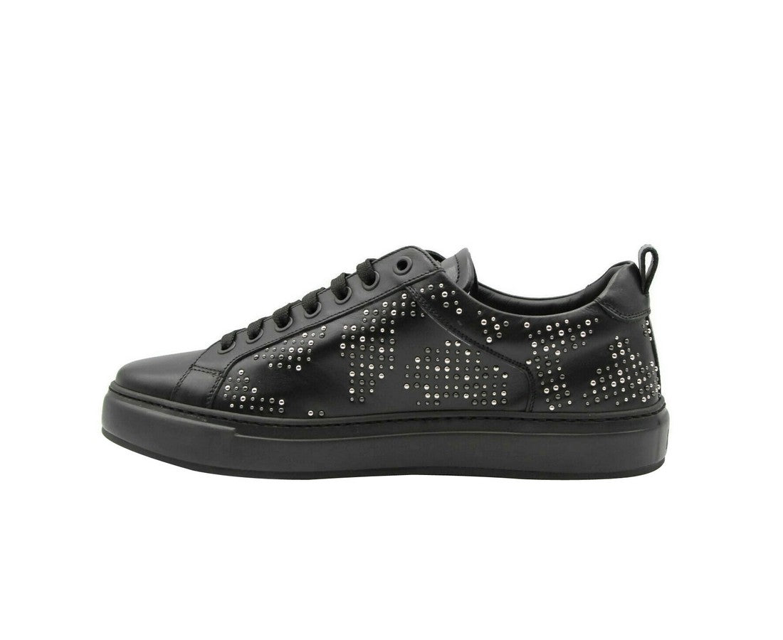 MCM Men's Black Leather Silver Studded Low Top Sneakers