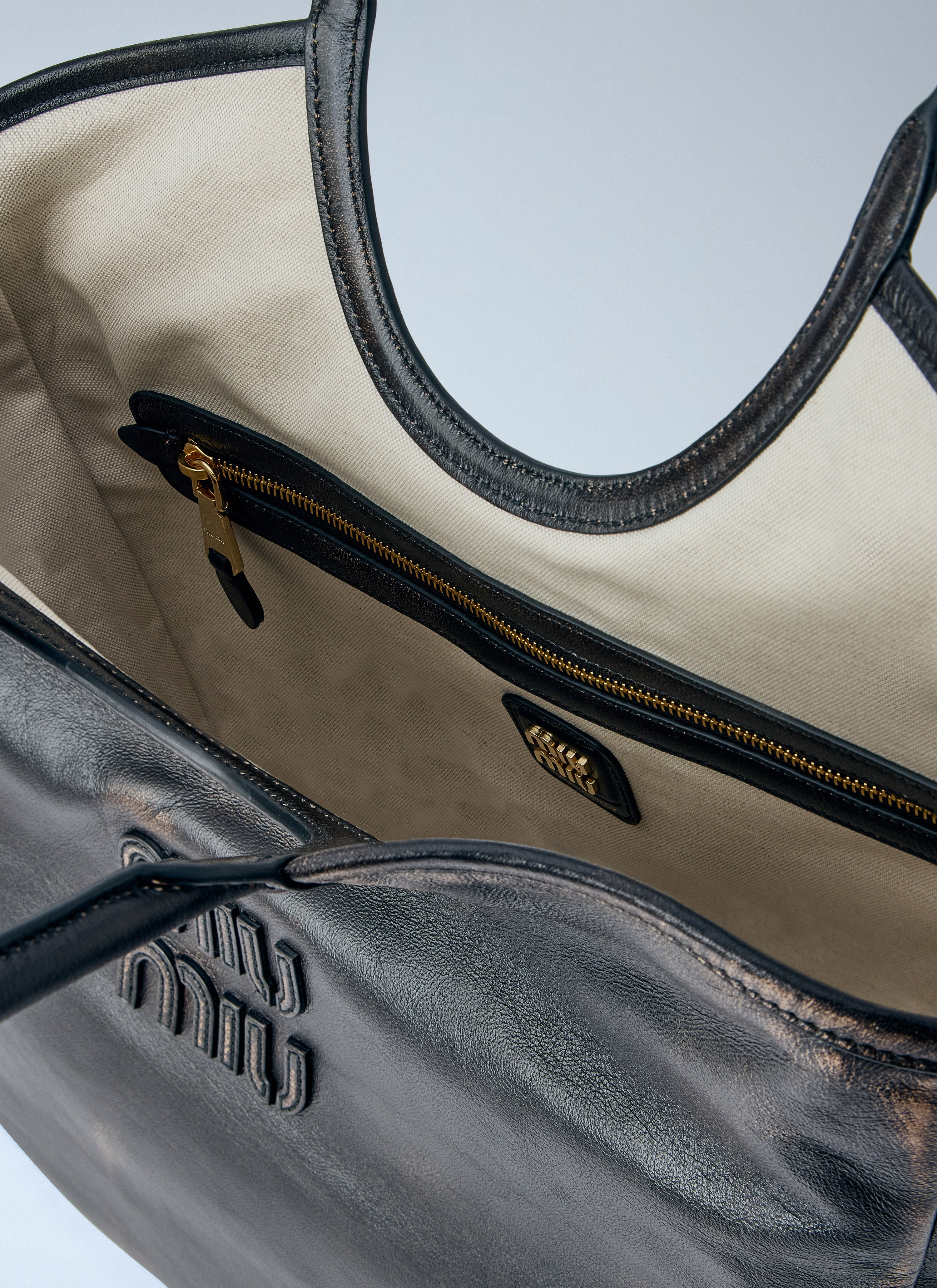 Miu Miu Women Ivy Leather Tote Bag