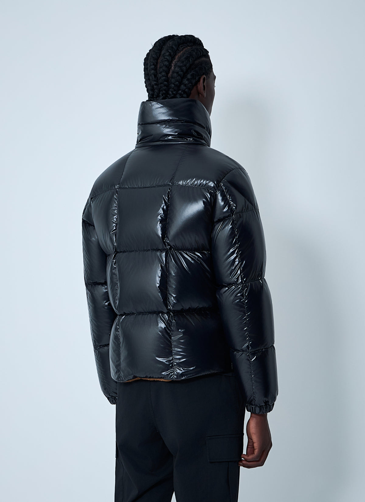 Moncler Men Parana Short Down Jacket