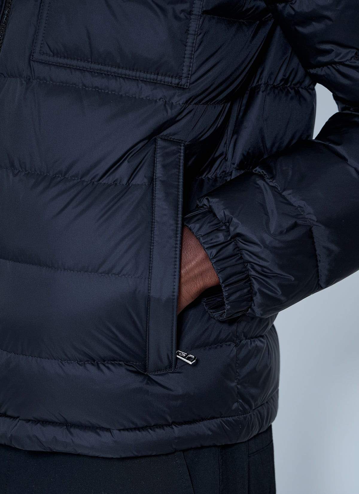 Moncler Men Verith Hooded Short Down Jacket