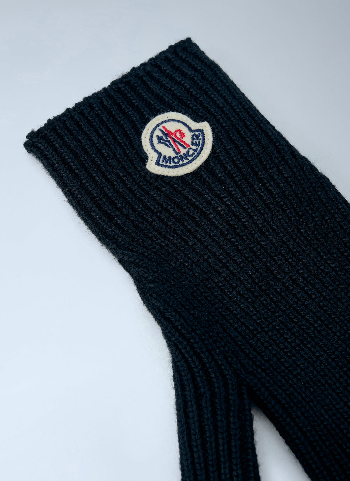 Moncler Men Ribbed Knit Gloves With Logo Patch