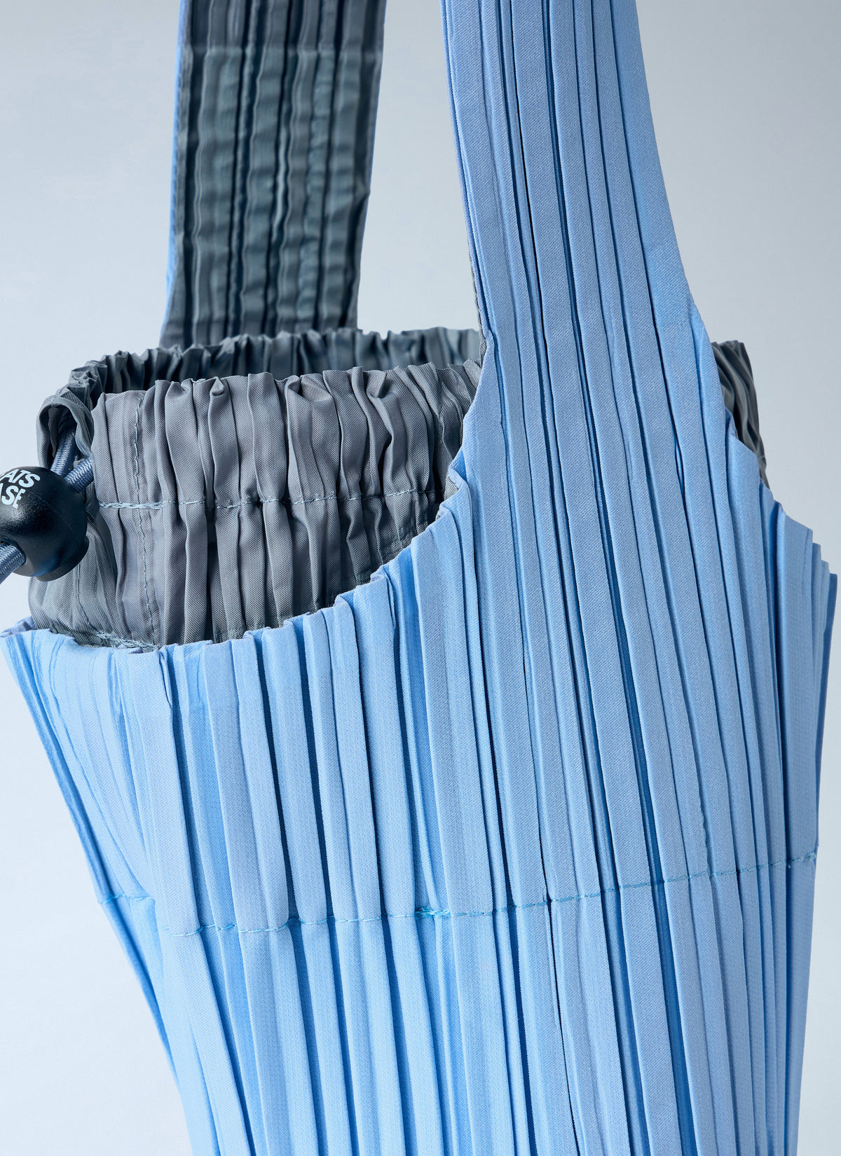 Pleats Please Issey Miyake Women Pleats Swan Bag