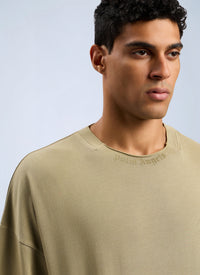 Palm Angels Men Curved Logo Loose Collar T-Shirt