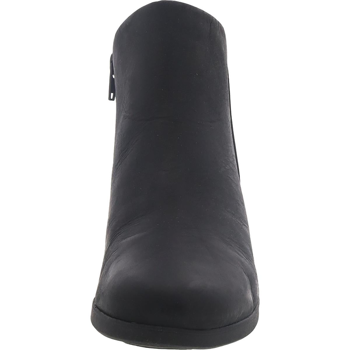 Un Lindel Zip Womens Leather Embossed Ankle Boots