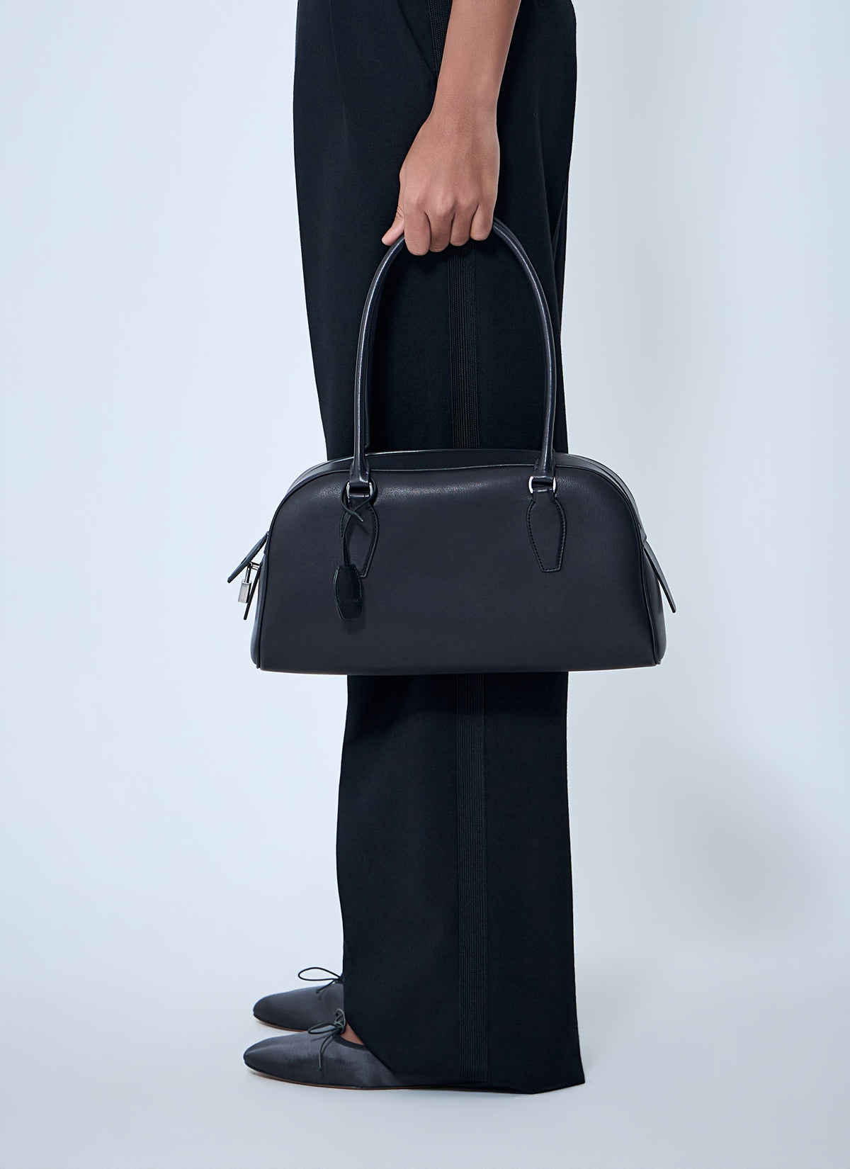 The Row Women E/W India Shoulder Bag