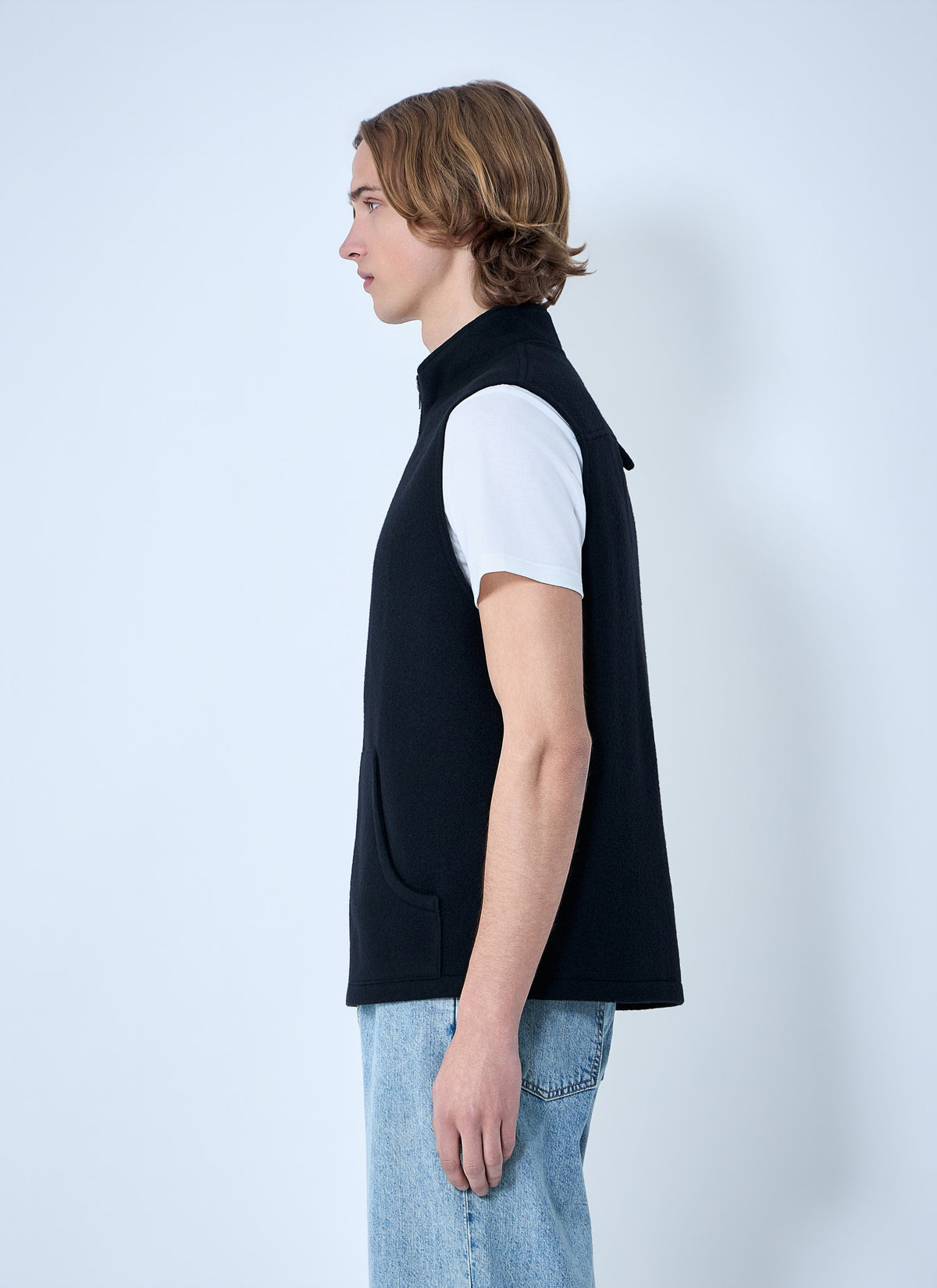 Rier Men High-Neck Zip Vest