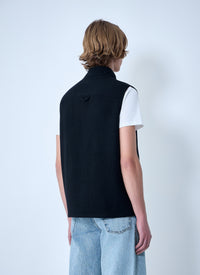 Rier Men High-Neck Zip Vest