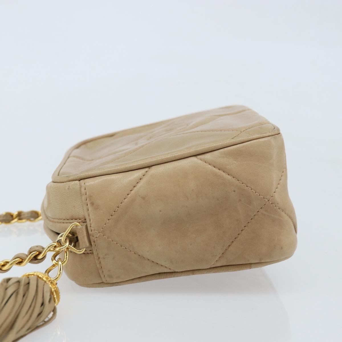 Chanel Vintage Diamond Cc Camera Bag Quilted Lambskin Beige Leather Shoulder Bag Bag (Pre-Loved)