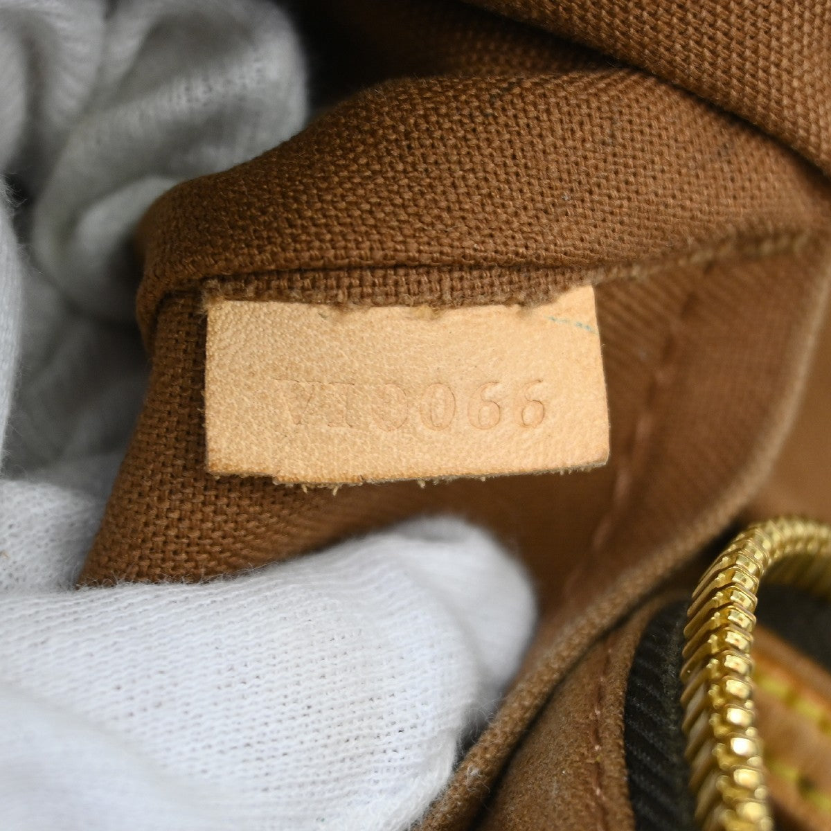 Louis Vuitton Lockit Handbag Monogram Canvas Brown Canvas Shoulder Bag Bag (Pre-Loved)
