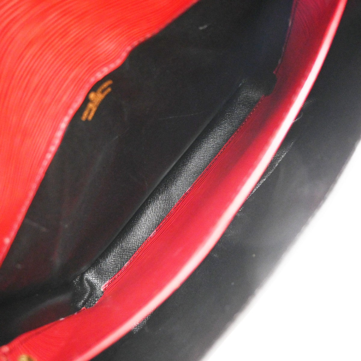 Louis Vuitton Louis Vuitton Cartouchiere Handbag Epi Leather Red Leather Shoulder Bag Bag (Pre-Loved)