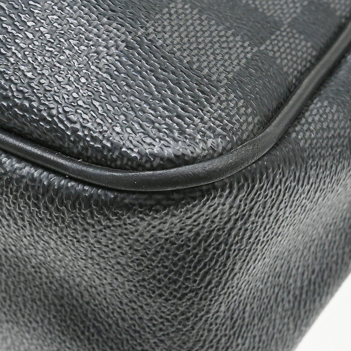 Louis Vuitton Daniel Messenger Bag Damier Graphite Gray Canvas Shoulder Bag Bag (Authentic Pre-Loved)