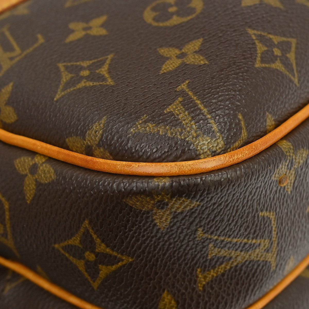 Louis Vuitton Reporter Bag Monogram Canvas Brown Canvas Shoulder Bag Bag (Authentic Pre-Loved)
