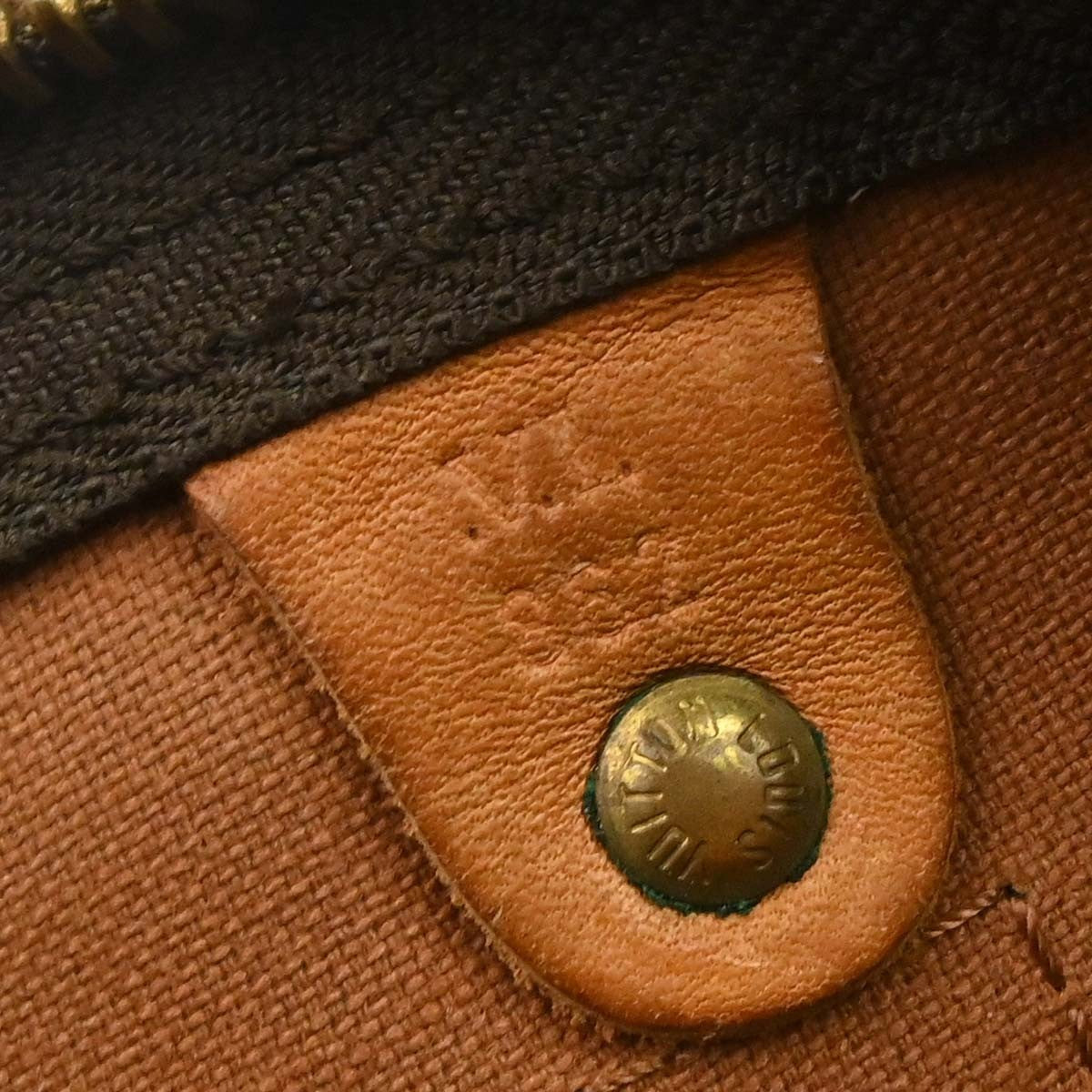 Louis Vuitton Louis Vuitton Keepall Bandouliere Bag Monogram Canvas Brown Canvas Travel Bag Bag (Authentic Pre-Loved)