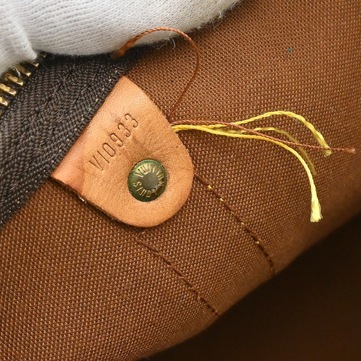 Louis Vuitton Louis Vuitton Keepall Bag Monogram Canvas Brown Canvas Travel Bag Bag (Pre-Loved)