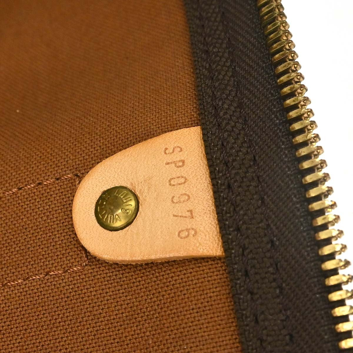 Louis Vuitton Louis Vuitton Keepall Bag Monogram Canvas Brown Canvas Travel Bag Bag (Pre-Loved)