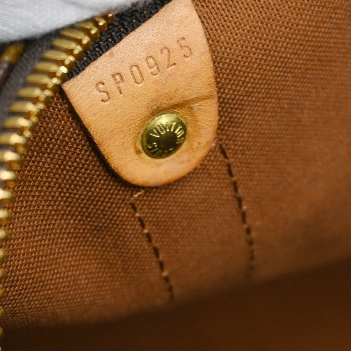 Louis Vuitton Louis Vuitton Keepall Bag Monogram Canvas Brown Canvas Travel Bag Bag (Pre-Loved)
