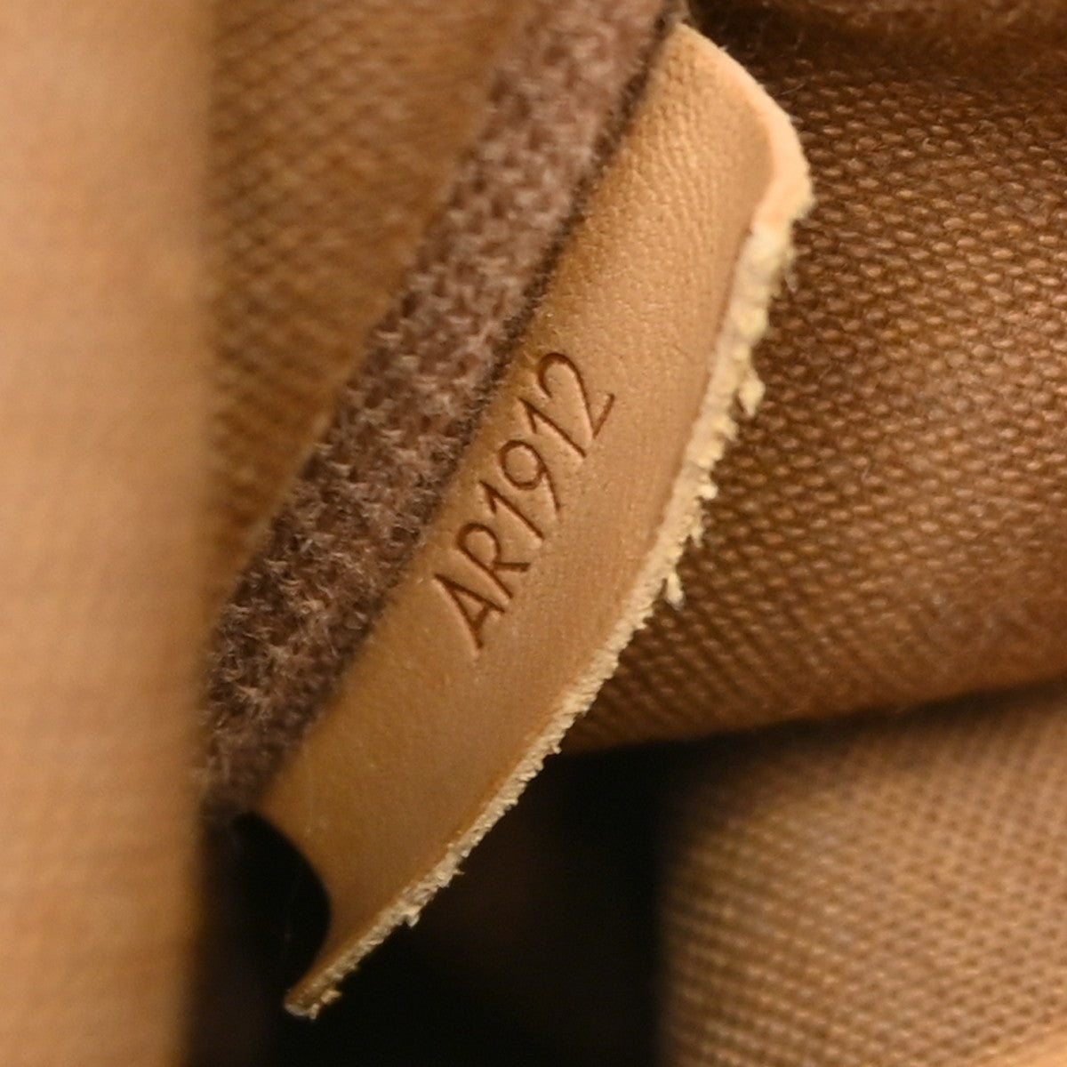 Louis Vuitton Saumur Handbag Monogram Canvas Brown Canvas Shoulder Bag Bag (Authentic Pre-Loved)
