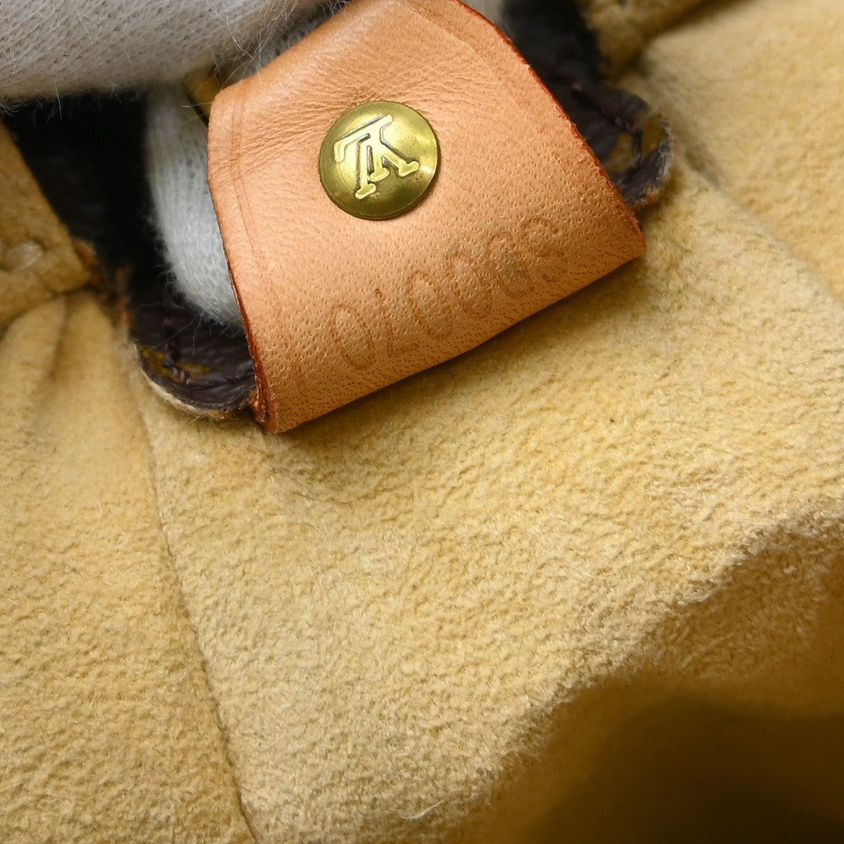 Louis Vuitton Louis Vuitton Monogram Looping Handbag Monogram Canvas Brown Canvas Shoulder Bag Bag (Pre-Loved)