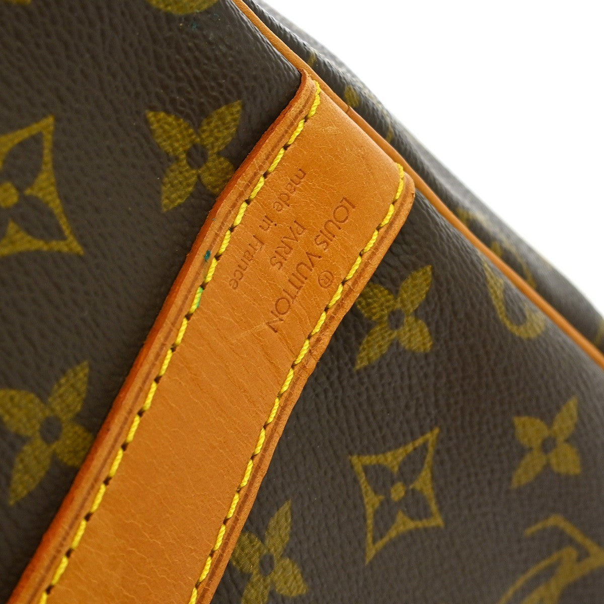 Louis Vuitton Louis Vuitton Keepall Bandouliere Bag Monogram Canvas Brown Canvas Travel Bag Bag (Pre-Loved)