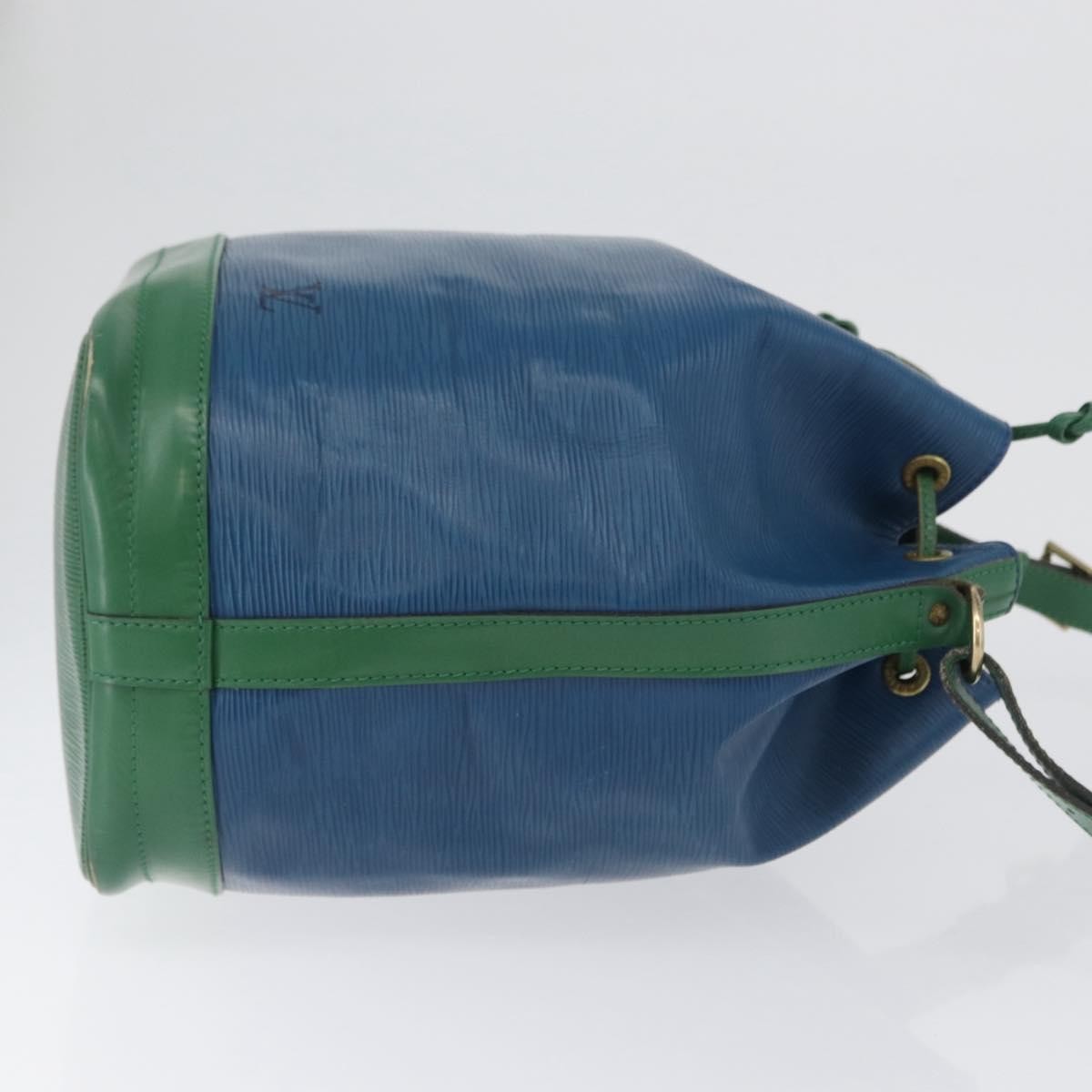 Louis Vuitton Bicolor Noe Handbag Epi Leather Blue Leather Shoulder Bag Bag (Pre-Loved)