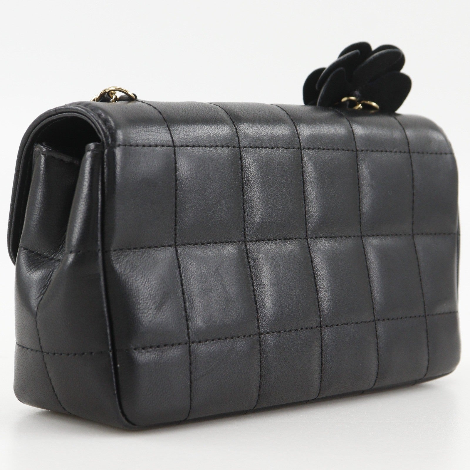 Chanel Chanel Camellia Chocolate Bar Flap Bag Quilted Lambskin Black Leather Shoulder Bag Bag (Pre-Loved)