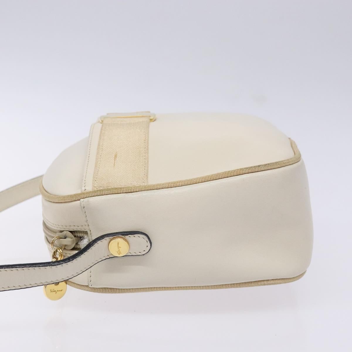 Salvatore Ferragamo Vala Shoulder Bag Leather Beige Leather Shoulder Bag Bag (Authentic Pre-Loved)