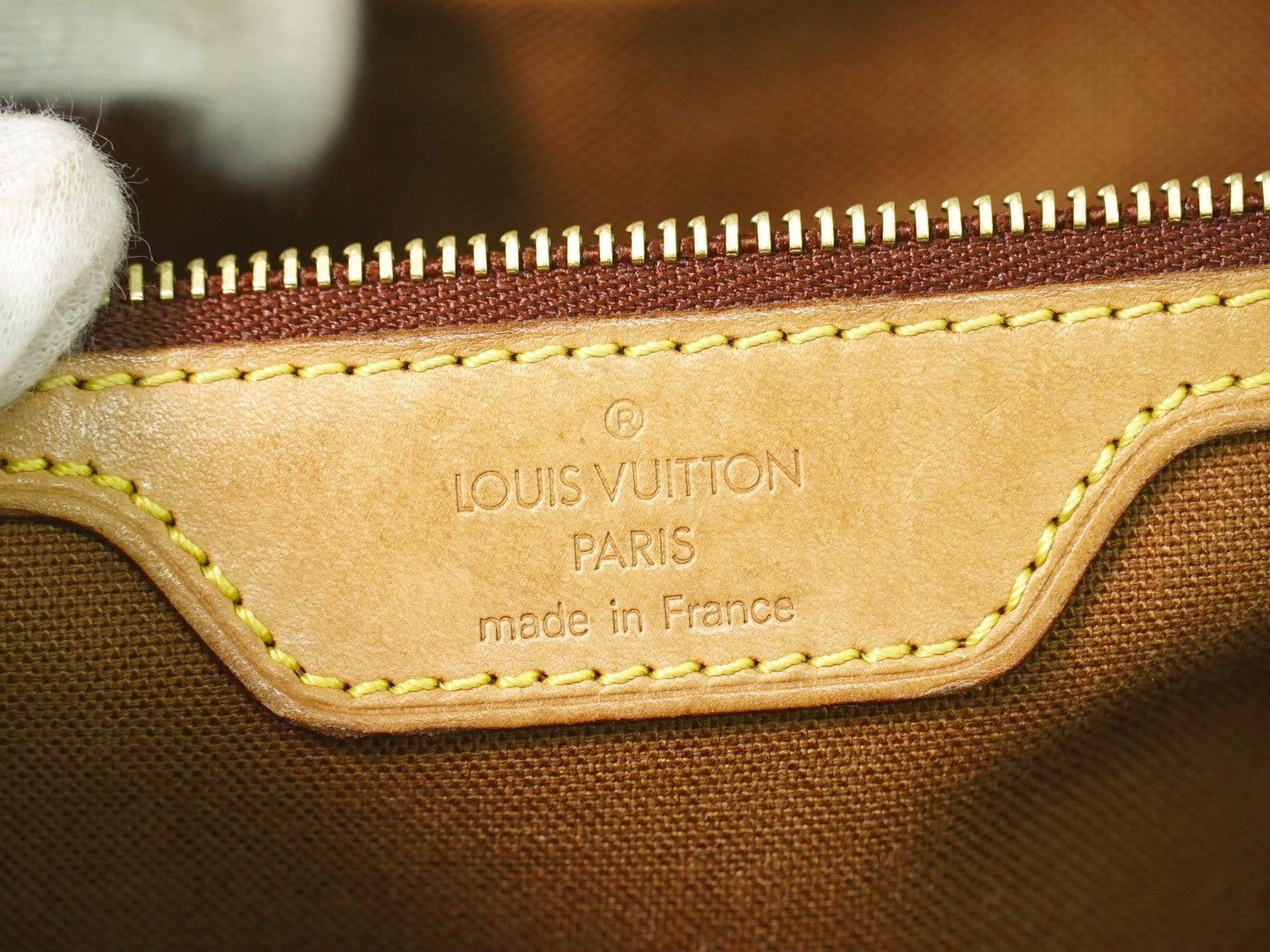Louis Vuitton Abbesses Messenger Bag Monogram Canvas Brown Canvas Shoulder Bag Bag (Pre-Loved)