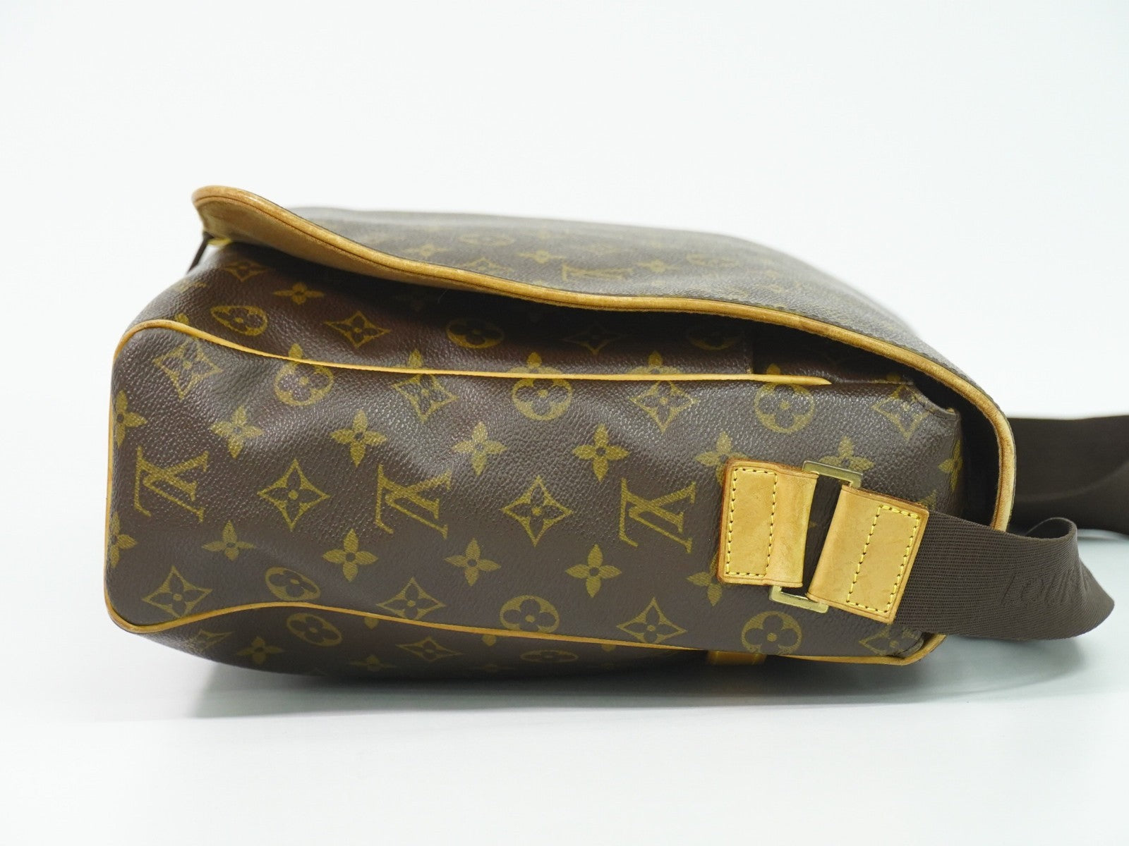 Louis Vuitton Abbesses Messenger Bag Monogram Canvas Brown Canvas Shoulder Bag Bag (Pre-Loved)