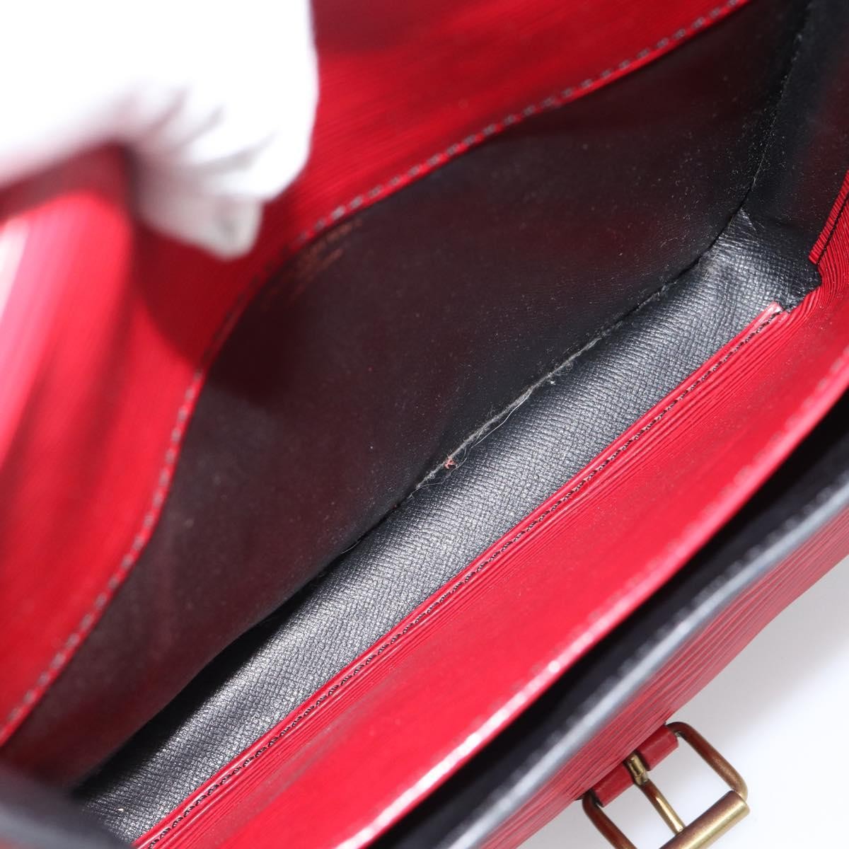 Louis Vuitton Louis Vuitton Cartouchiere Handbag Epi Leather Red Leather Shoulder Bag Bag (Authentic Pre-Loved)