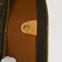 Louis Vuitton Keepall Bandouliere Bag Monogram Canvas Brown Canvas Travel Bag Bag (Pre-Loved)