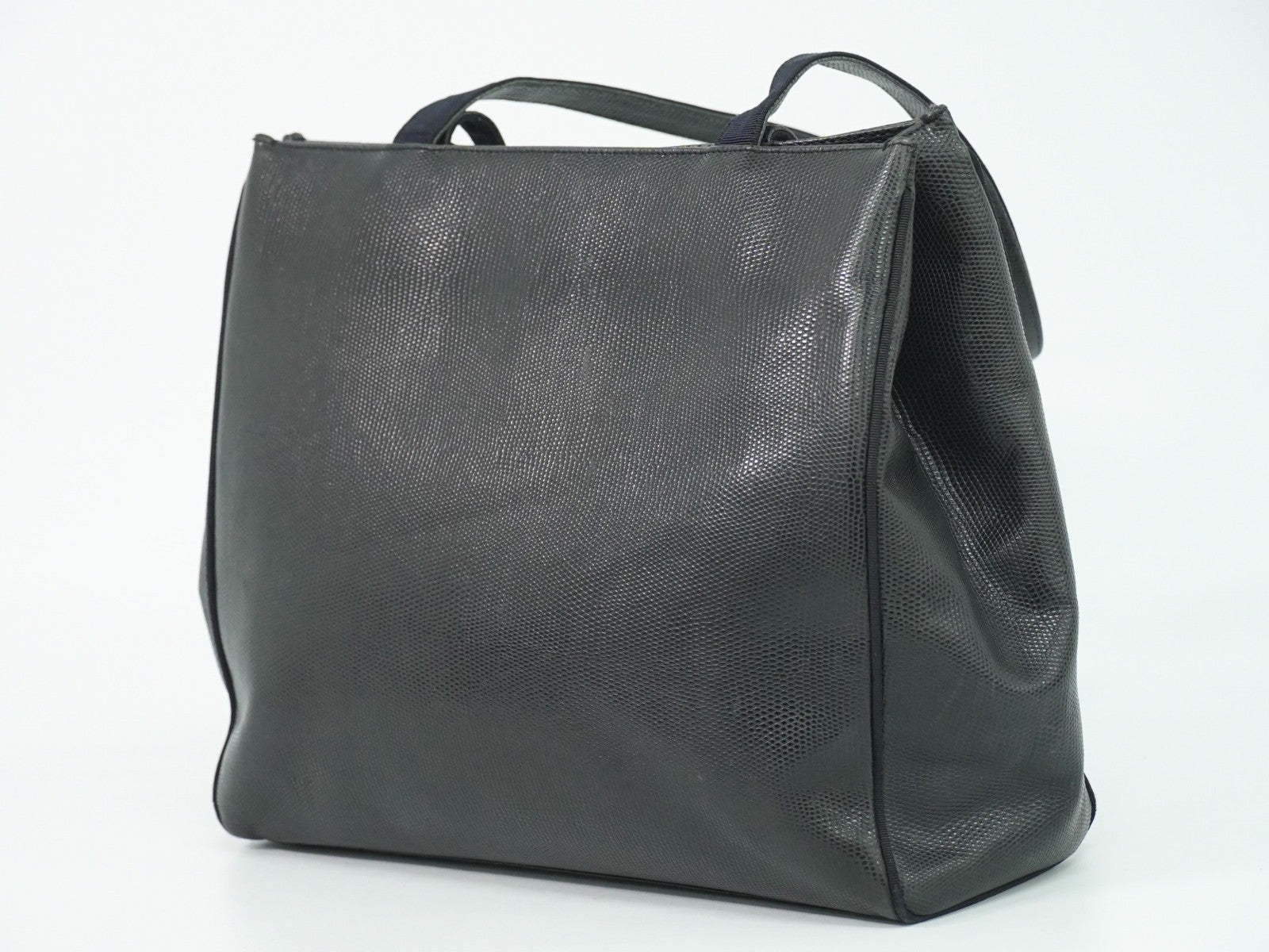 Salvatore Ferragamo Vintage Vara Bow Tote Lizard Embossed Leather Black Leather Tote Bag Bag (Pre-Loved)