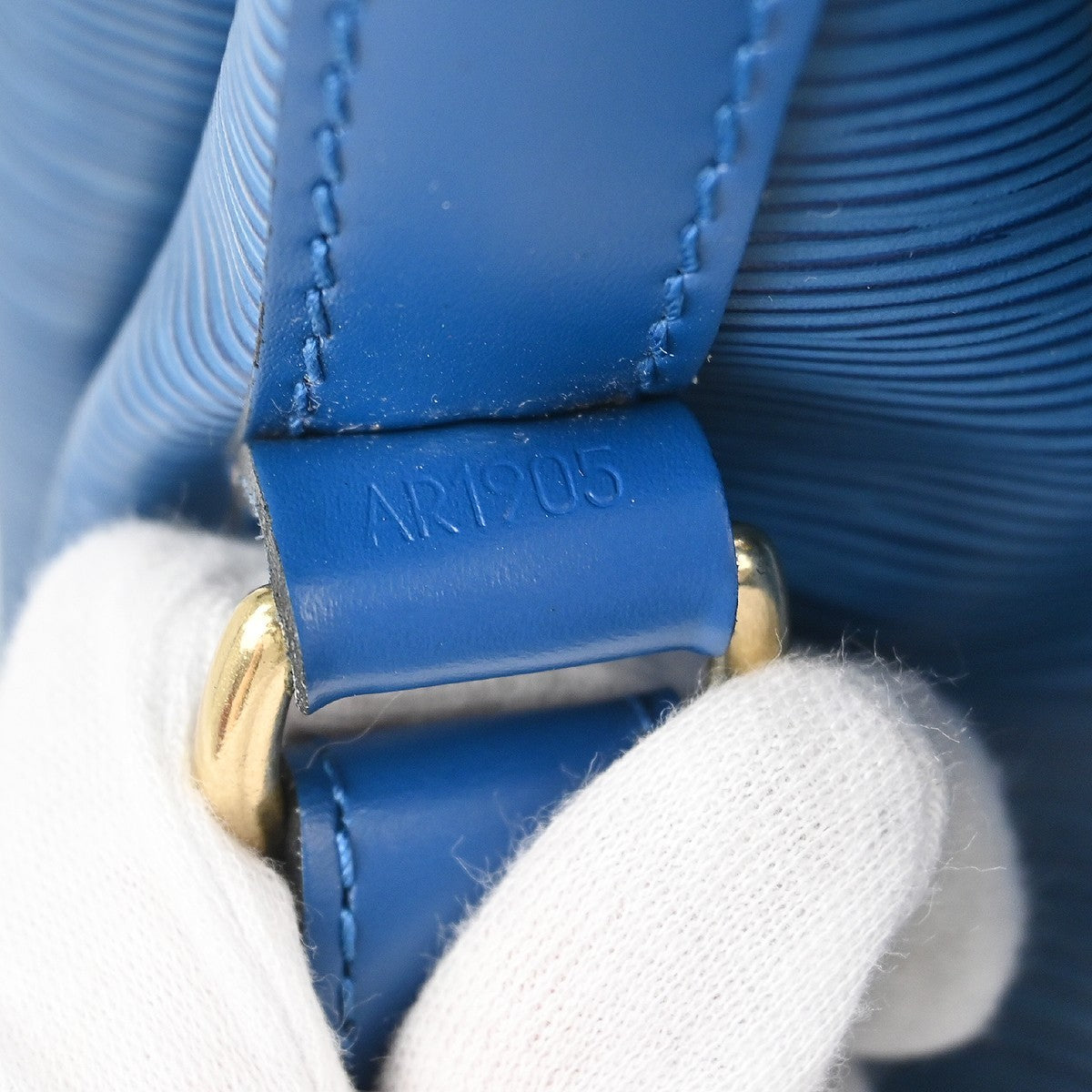 Louis Vuitton Petit Noe Handbag Epi Leather Blue Leather Shoulder Bag Bag (Pre-Loved)