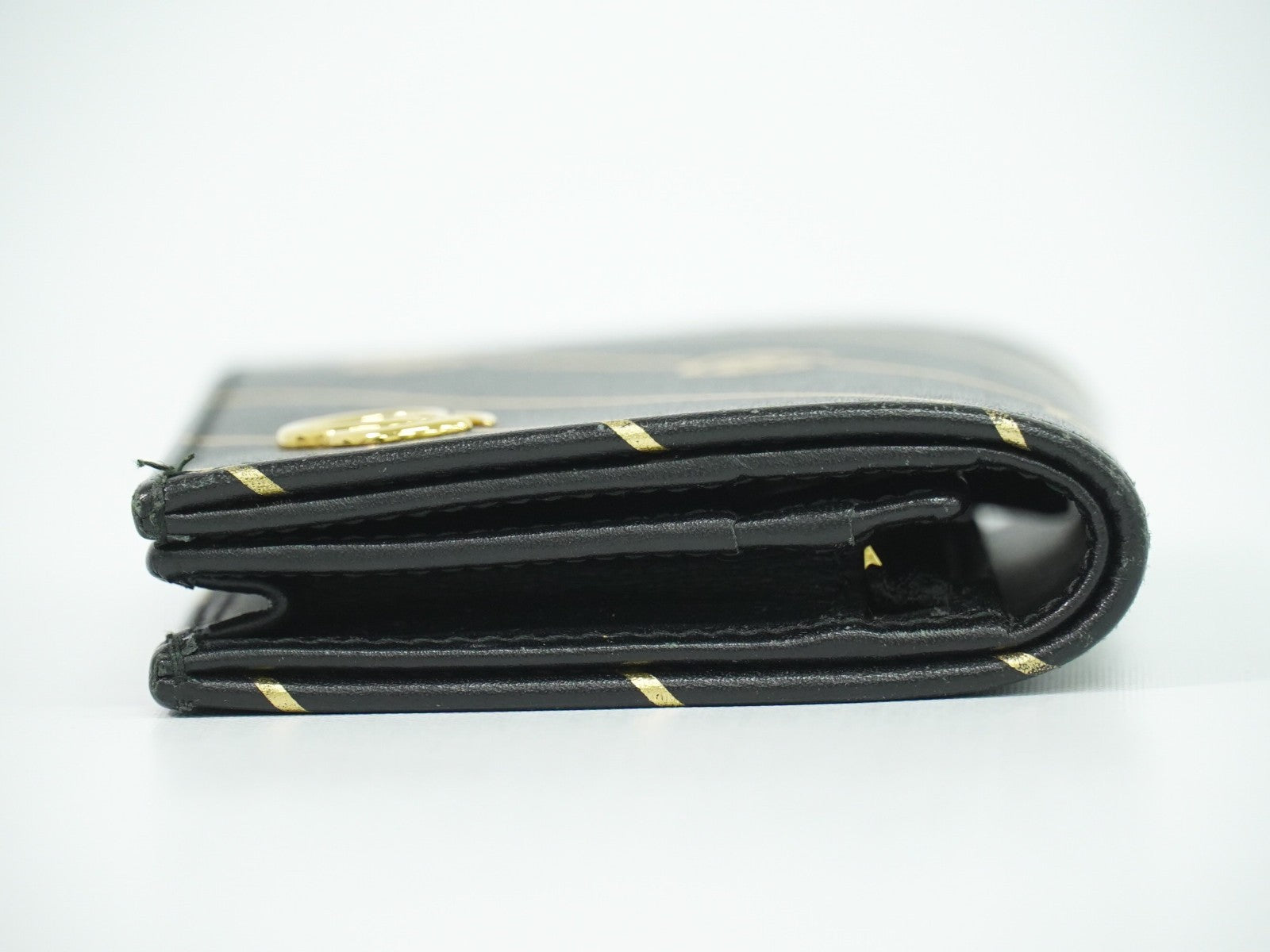 Gucci Gg Marmont Wallet Leather Black Leather Wallets Accessory (Authentic Pre-Loved)