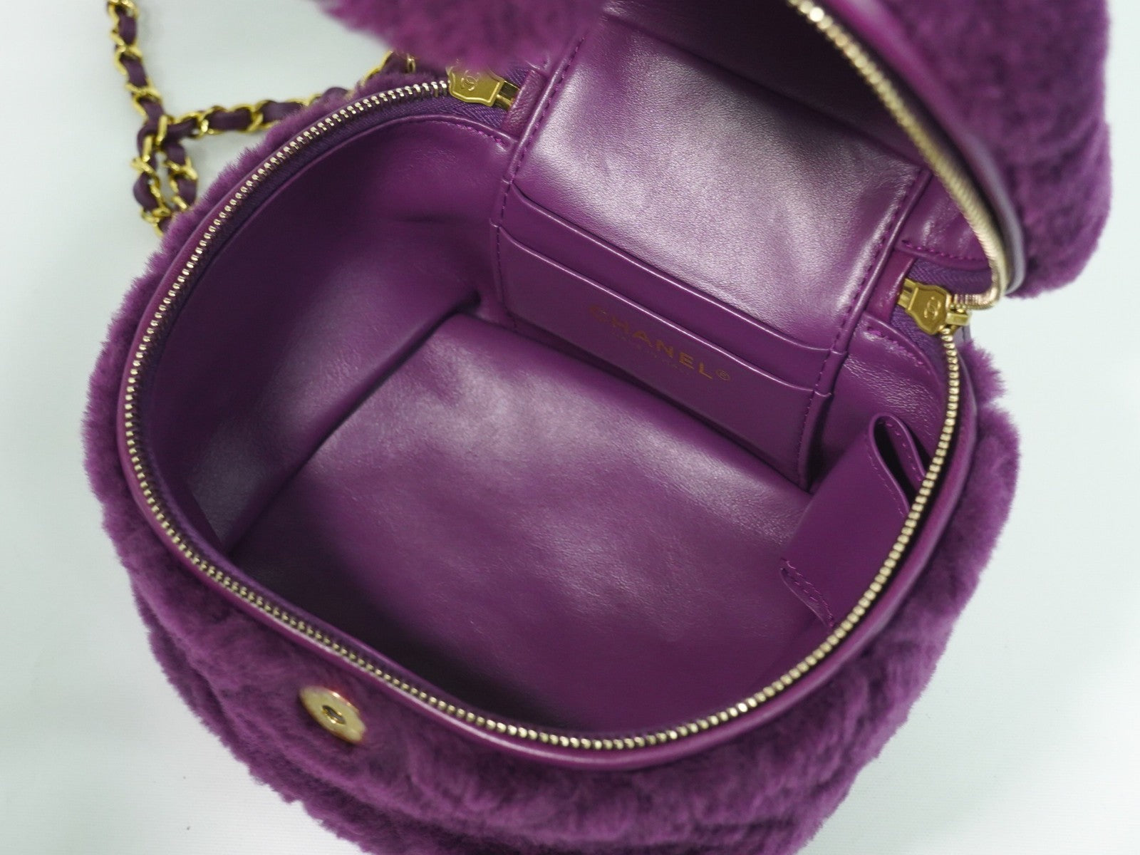 Chanel Coconing Top Handle Vanity Case With Chain Quilted Shearling Purple Faux_Fur Clutche & Pouche Bag (Authentic Pre-Loved)