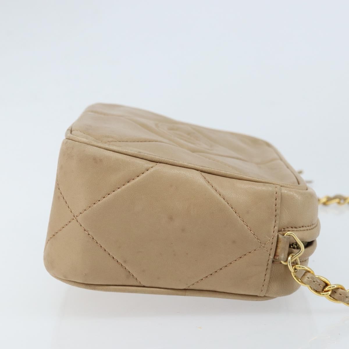 Chanel Vintage Diamond Cc Camera Bag Quilted Lambskin Beige Leather Shoulder Bag Bag (Pre-Loved)