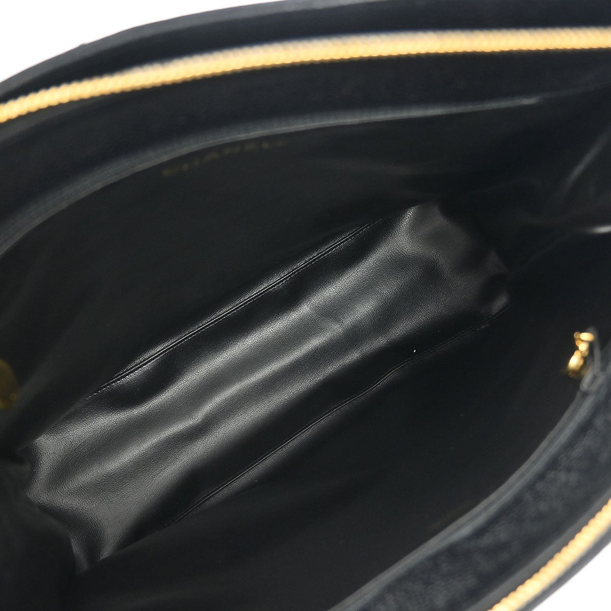 Chanel Chanel Vintage Zip Shoulder Bag Chevron Caviar Black Calfskin Shoulder Bag Bag (Authentic Pre-Loved)
