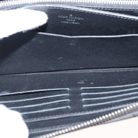 Louis Vuitton Zippy Xl Taiga Leather Black Leather Wallets Accessory (Authentic Pre-Loved)