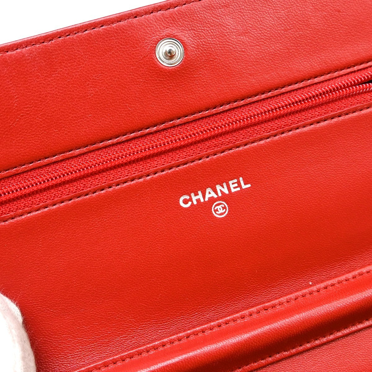 Chanel Chanel Wallet On Chain Camellia Lambskin Red Leather Clutche & Pouche Bag (Pre-Loved)