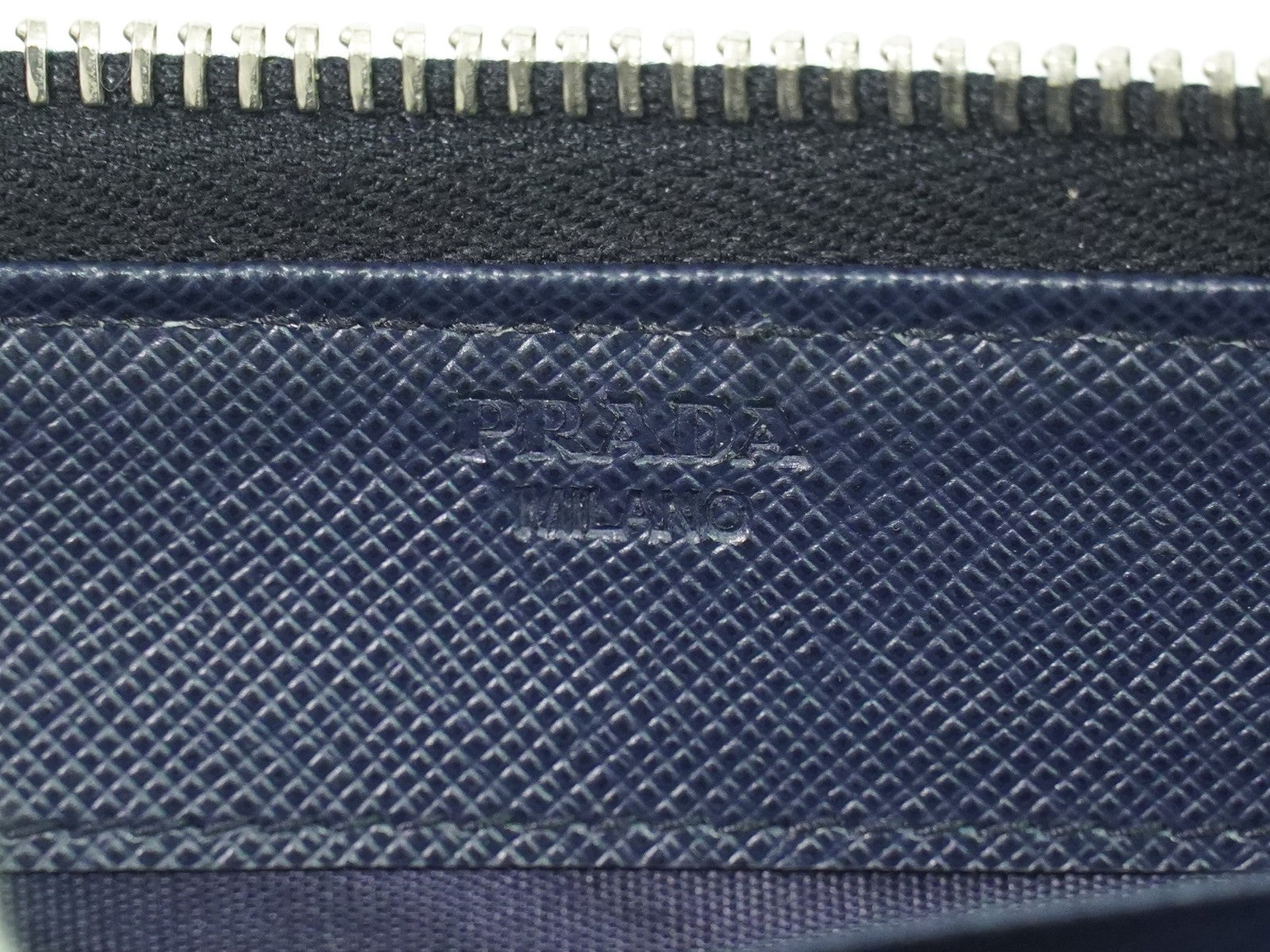 Prada Saffiano Wallet Leather Navy Leather Wallets Accessory (Pre-Loved)