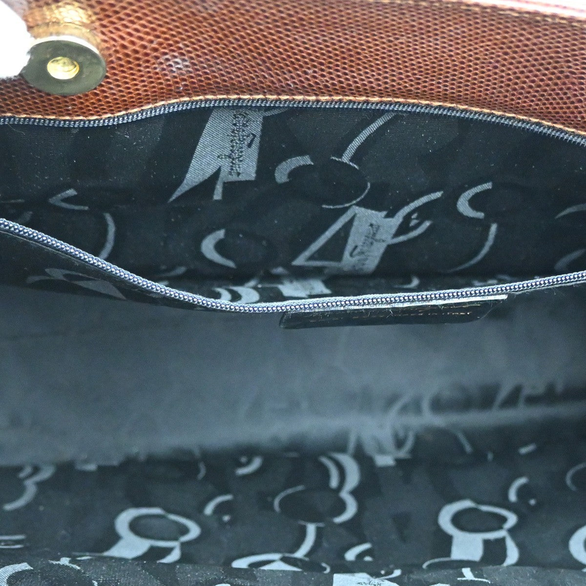 Salvatore Ferragamo Salvatore Ferragamo Vara Shoulder Bag Leather Brown Leather Shoulder Bag Bag (Pre-Loved)