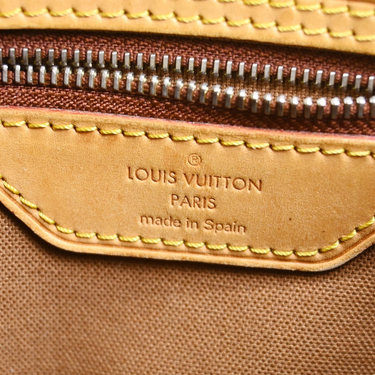 Louis Vuitton Louis Vuitton Batignolles Handbag Monogram Canvas Brown Canvas Tote Bag Bag (Pre-Loved)
