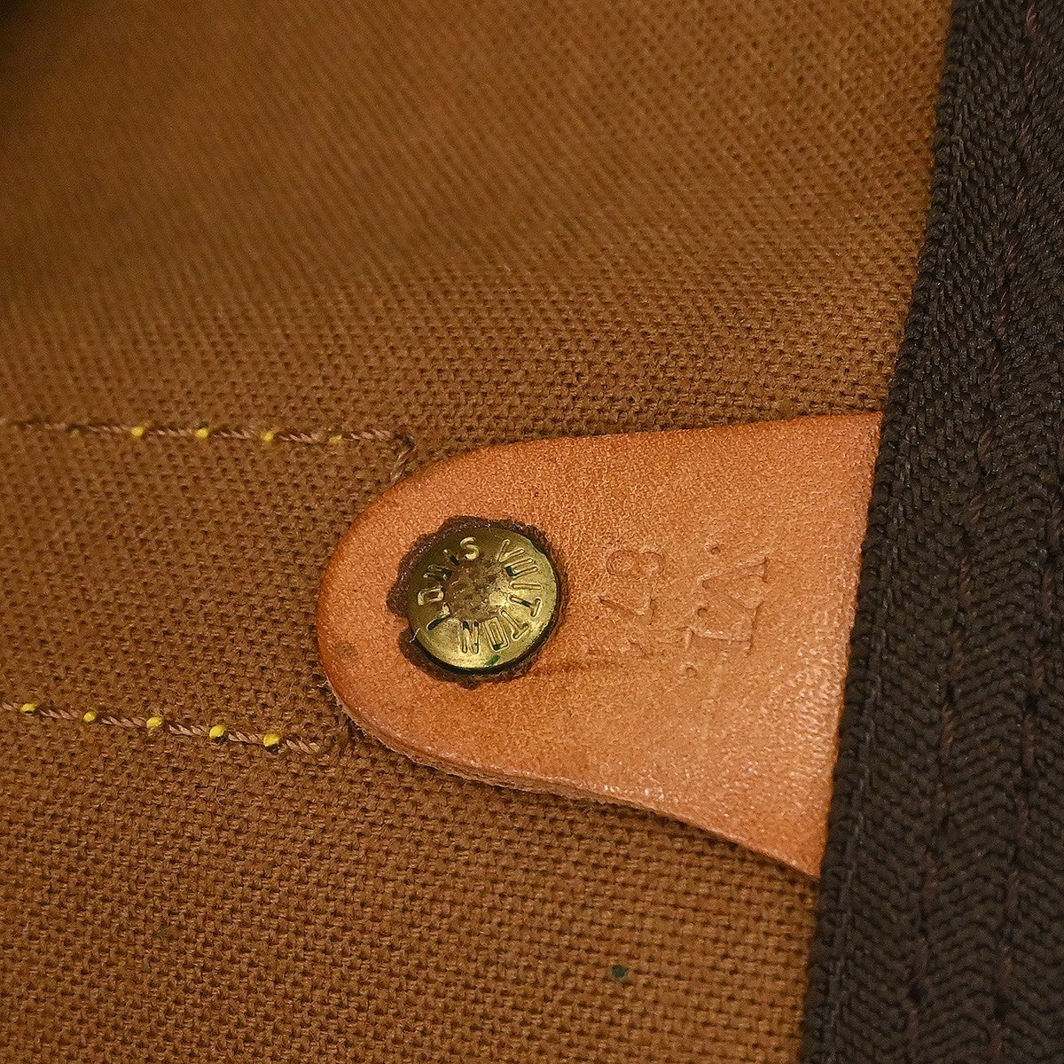 Louis Vuitton Louis Vuitton Keepall Bag Monogram Canvas Brown Canvas Travel Bag Bag (Pre-Loved)