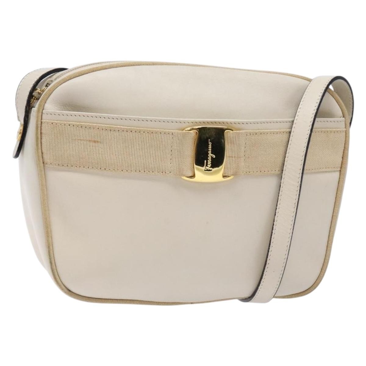 Salvatore Ferragamo Vala Shoulder Bag Leather Beige Leather Shoulder Bag Bag (Authentic Pre-Loved)