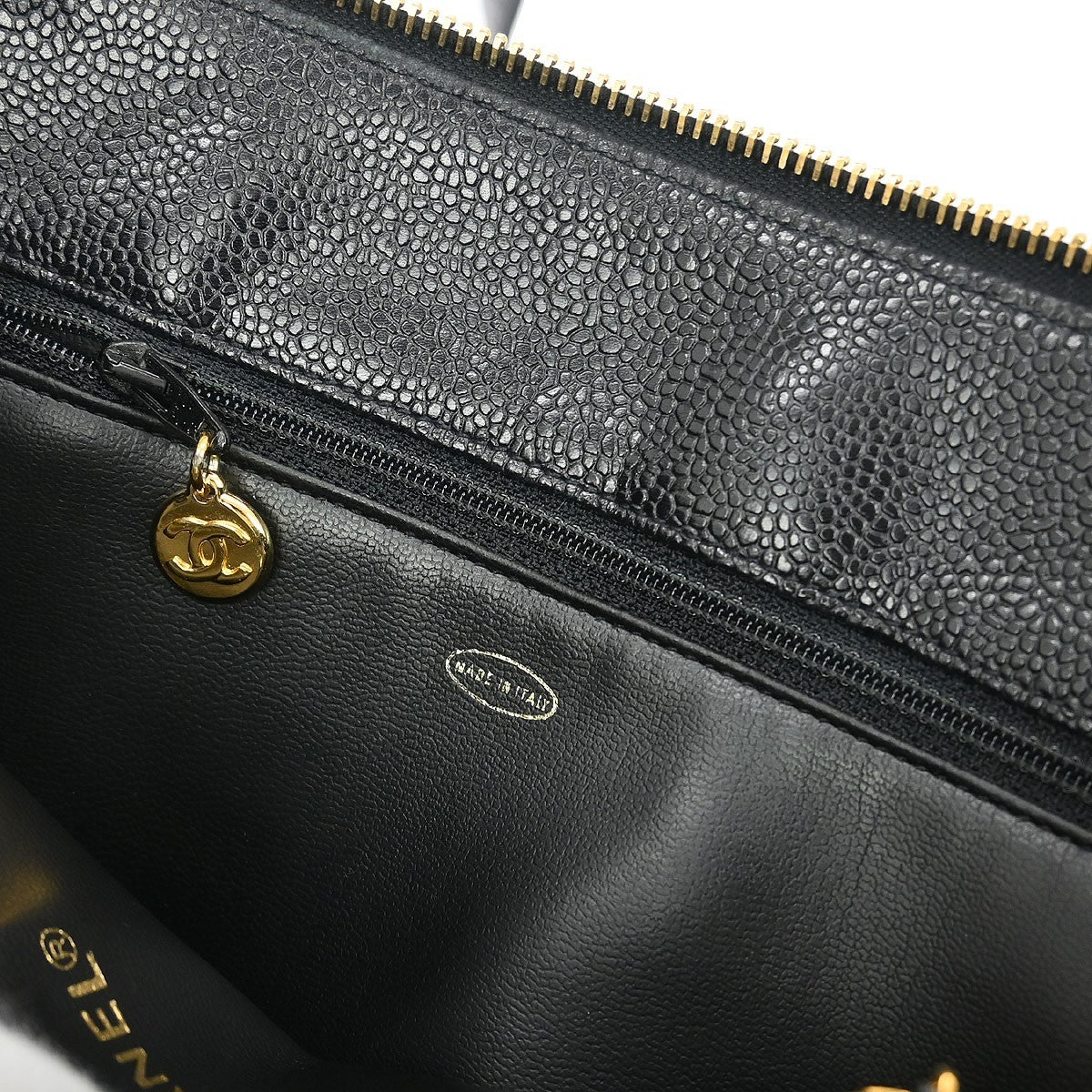 Chanel Chanel Vintage Zip Shoulder Bag Chevron Caviar Black Calfskin Shoulder Bag Bag (Authentic Pre-Loved)