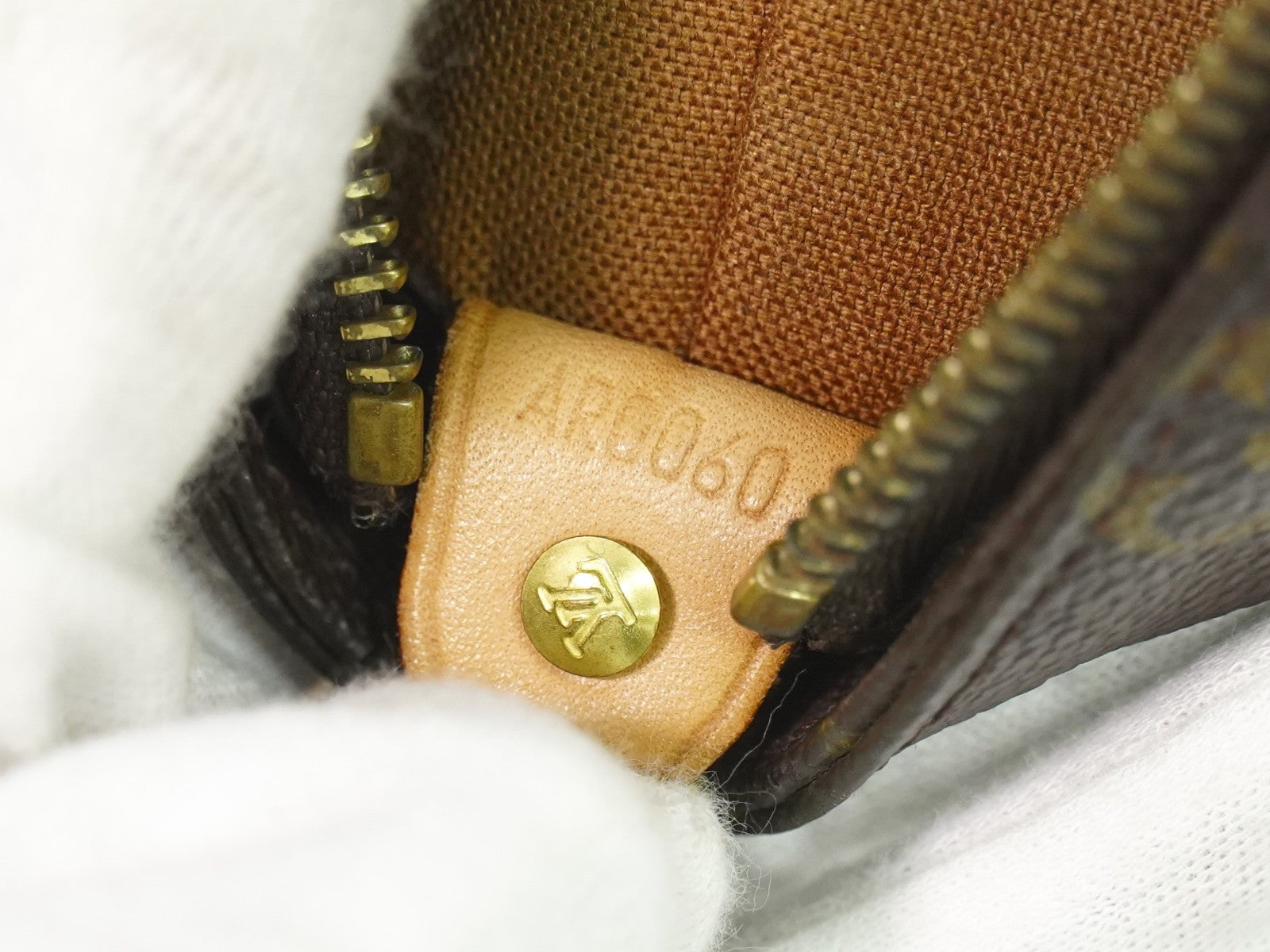 Louis Vuitton Cabas Mezzo Monogram Canvas Brown Canvas Tote Bag Bag (Pre-Loved)