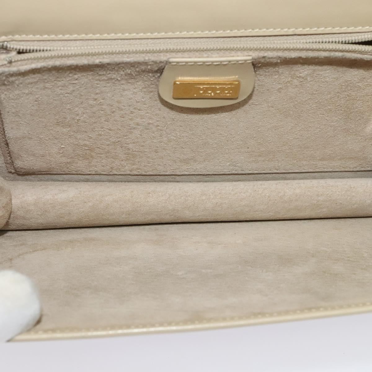 Gucci Vintage Interlocking G Flap Shoulder Bag Leather Beige Leather Shoulder Bag Bag (Pre-Loved)