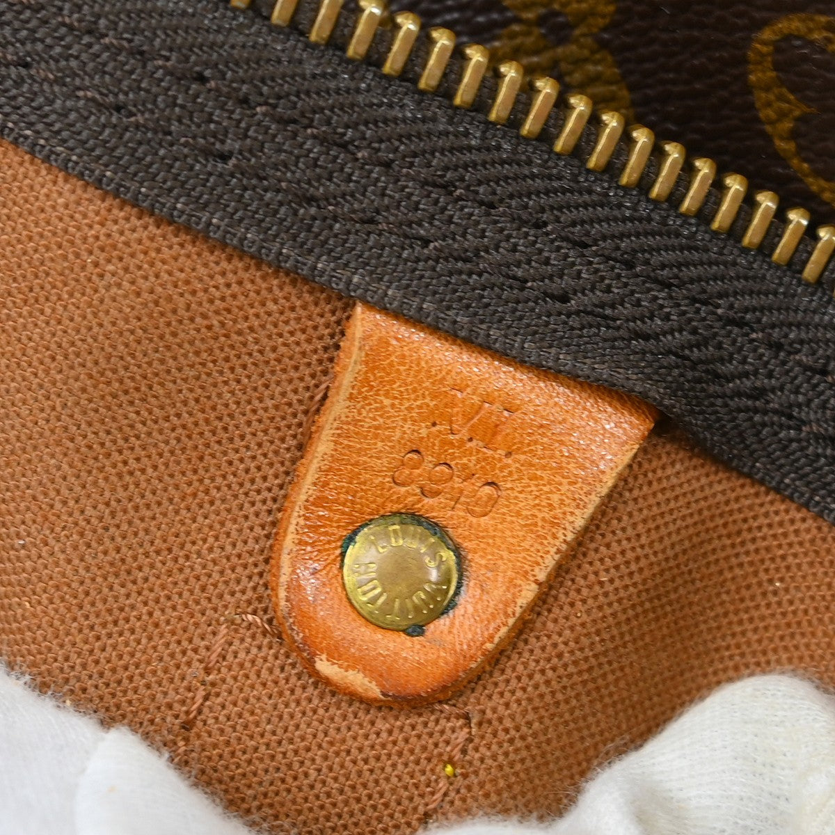 Louis Vuitton Keepall Bandouliere Bag Monogram Canvas Brown Canvas Travel Bag Bag (Authentic Pre-Loved)